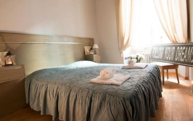 Stunning Apt 5min Walk To Duomo