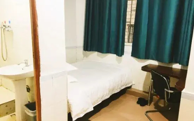 Longsheng Apartment