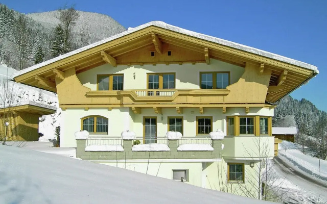 Spacious Apartment near Ski Area in FÃ¼genberg