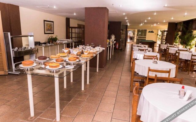 Stratus Vila Hotel