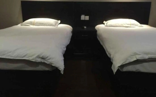 Fengxing Hostel