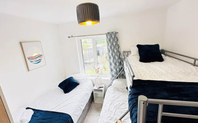 Pengam House