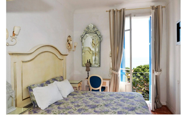 Hotel Normandy