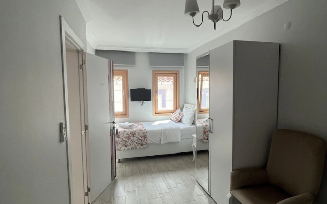 Ada Evi̇ Mu