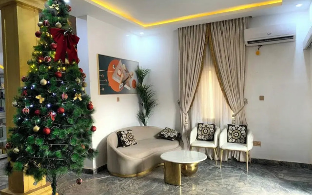Lintoc Hotel & Suites Ltd