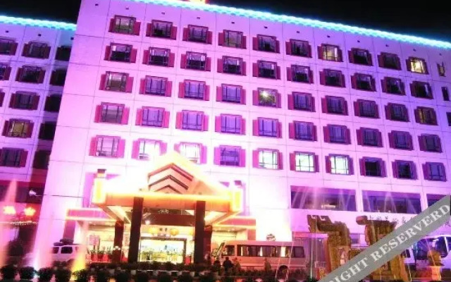 Shantou Longhu Hotel