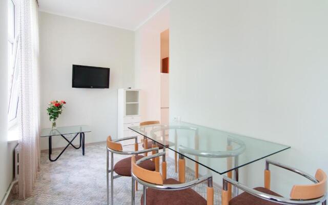 Best Apartments on St. Rishelievskaya 7