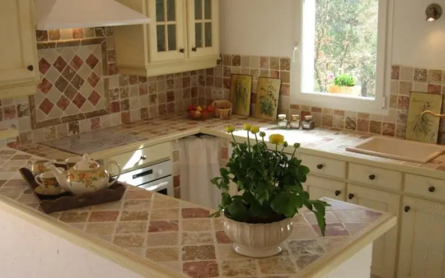 Charmante Petite Maison