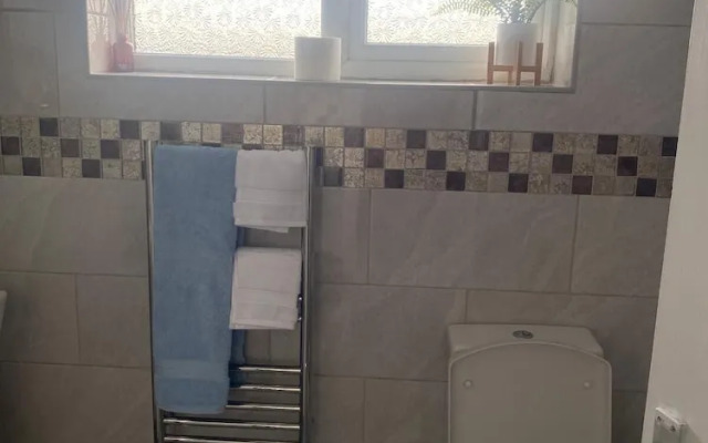 Glendale close - Huku Kwetu - 4 Bedroom