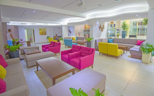 New Famagusta Hotel&Suites