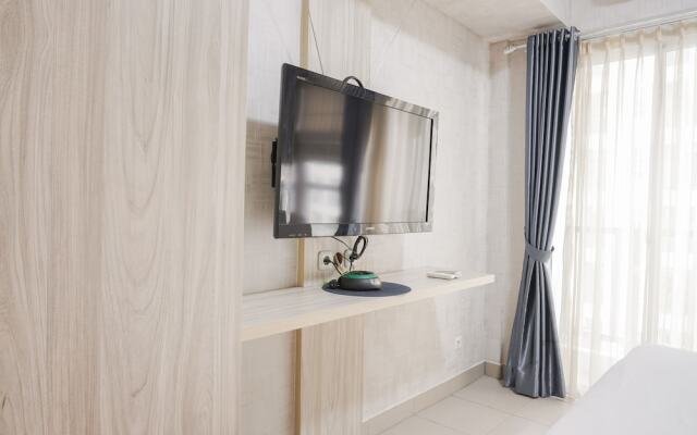 Elegant and Comfy Studio at Saveria Apartment