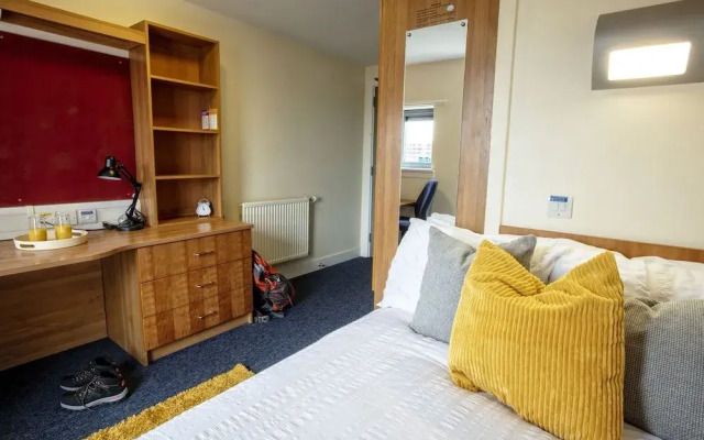 Seabraes Apartments and Rooms