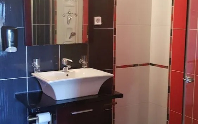 Sozos Inn Hotel