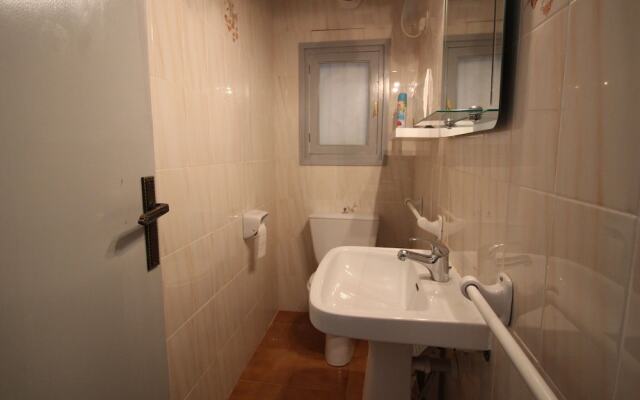 Amazing Villa in Empuriabrava With Swimming Pool