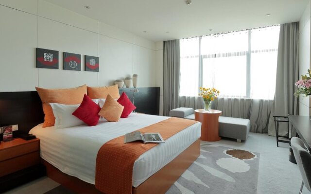 Mercure Suzhou Park Hotel and Suites