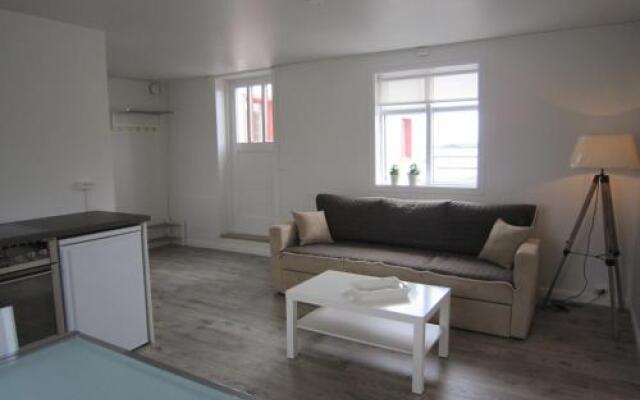 Apartment by the Sea
