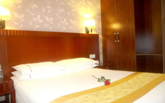 Silver Hotel