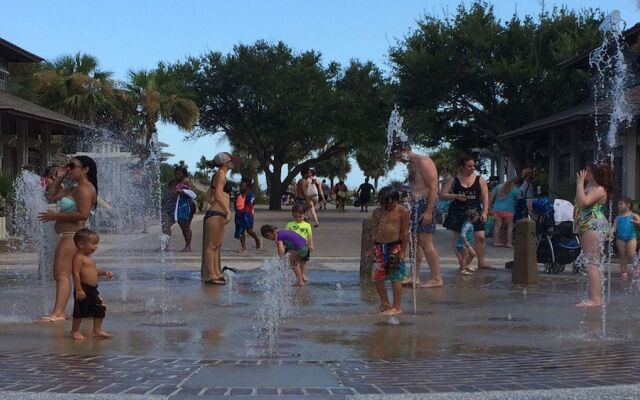 23 Pelican 6 Bedroom Home