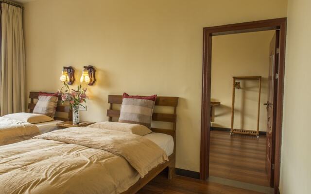 Snow Lion Riverside Resort