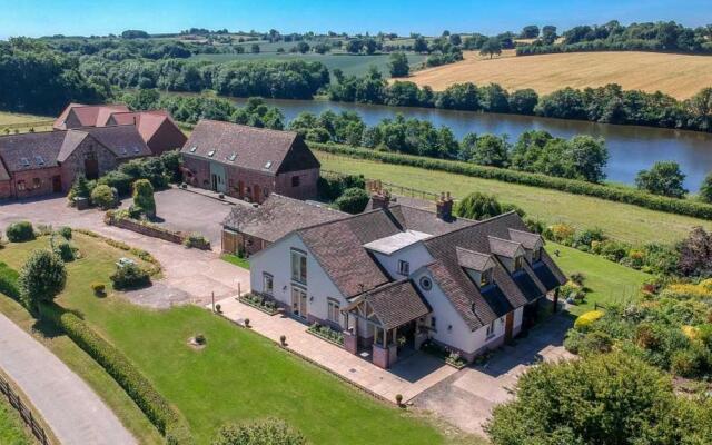 The Dinney Bed and Breakfast