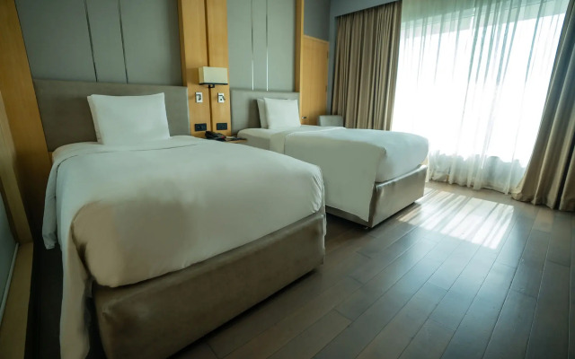 The Westin Mumbai Powai Lake