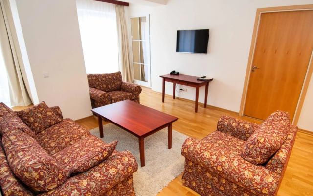 Royal Spa Residence