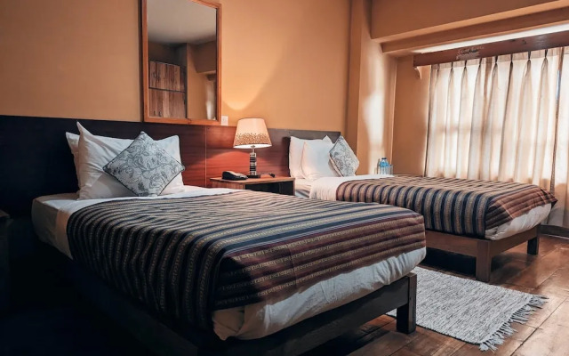 Hotel Amodhara