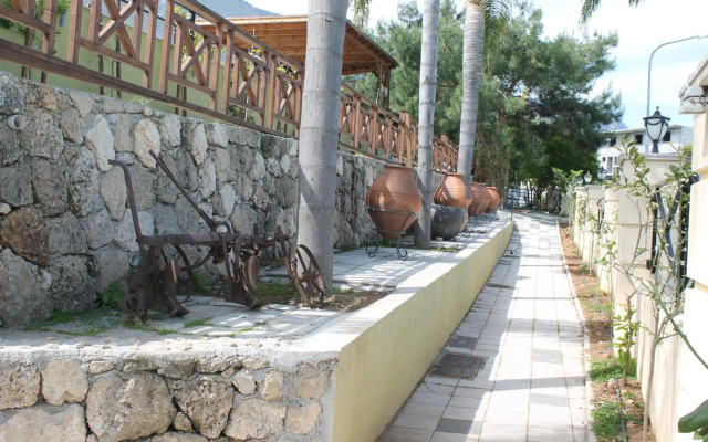 Bella View Art Boutique Hotel