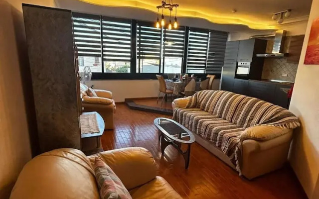 Sealove Haven Apartment