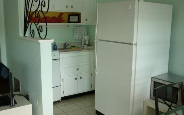 Palm Court Motel