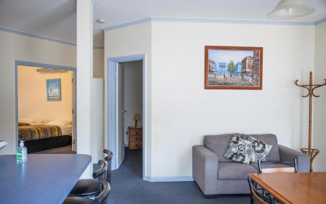 Cherry Lane Apartments
