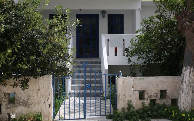 Kaloxenia Apartments