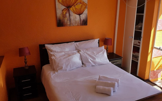 Lolos Cosy One Bedroom Apartment