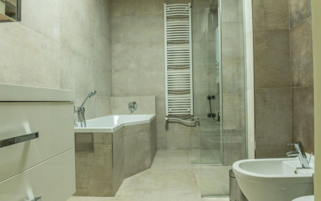 Exclusive 3 Bedroom Top-Notch Flat, GREAT LOCATION