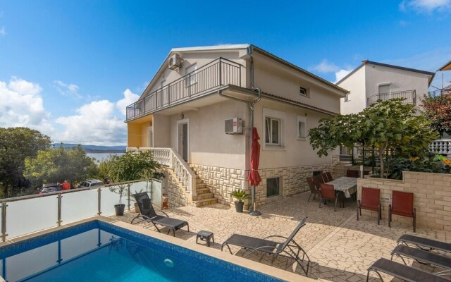 Beautiful Home in Crikvenica With Wifi and 2 Bedrooms