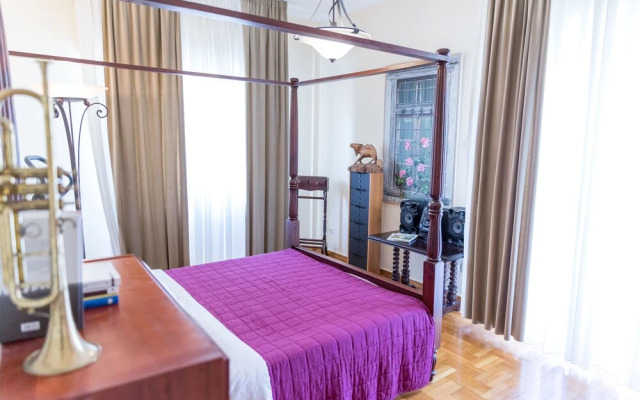 Athenian Luxury House