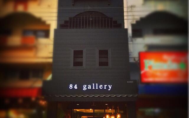 84 Gallery - Hostel