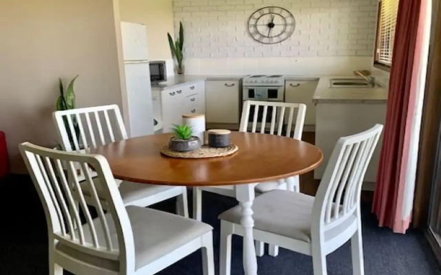 Montville Holiday Apartments