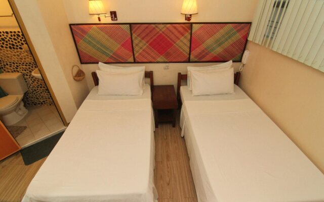 Bahay Ni Tuding Inn & Bistro