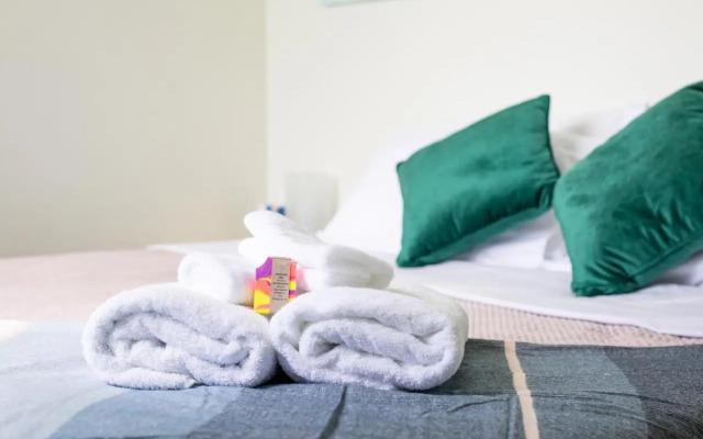 ☆Airliedise☆NO hills☆5min walk 2 Port of Airlie/Ferry terminal☆WiFi☆Netflix