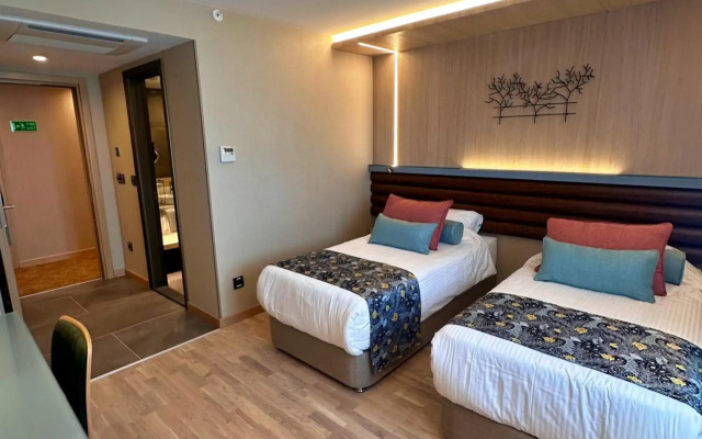 Hotel Sapphire