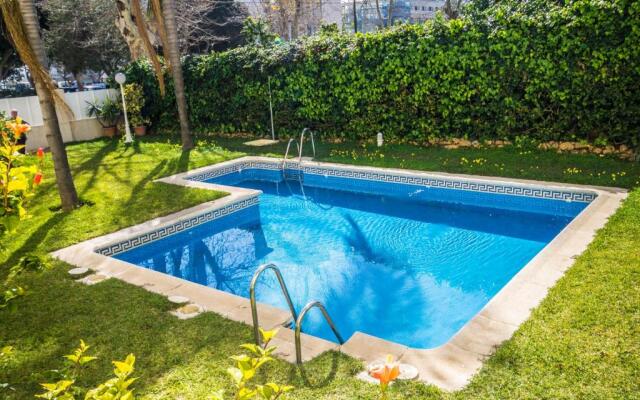 Edificio Granada by IVI Real Estate