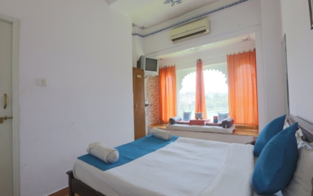 Hotel Natural Lake View