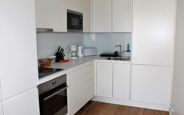 JOIVY Bairro Alto 2-BR Apartment w/Large Terrace