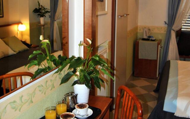 Hotel Carmel Roma