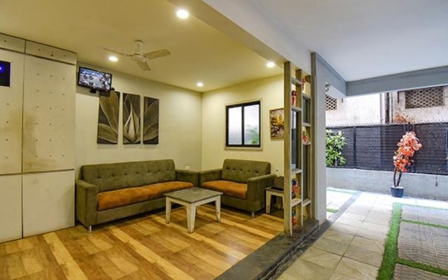 Fabhotel Rs Apartment