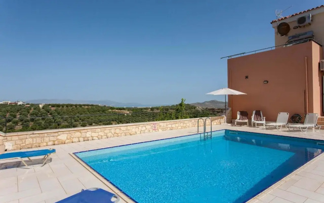 Hillside Seaview Apartment