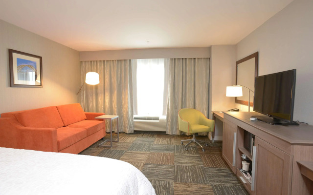 Hampton Inn & Suites Cincinnati / Kenwood
