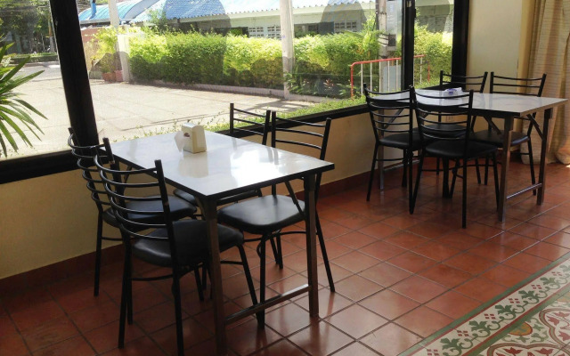 Yanadin Serviced Apartment