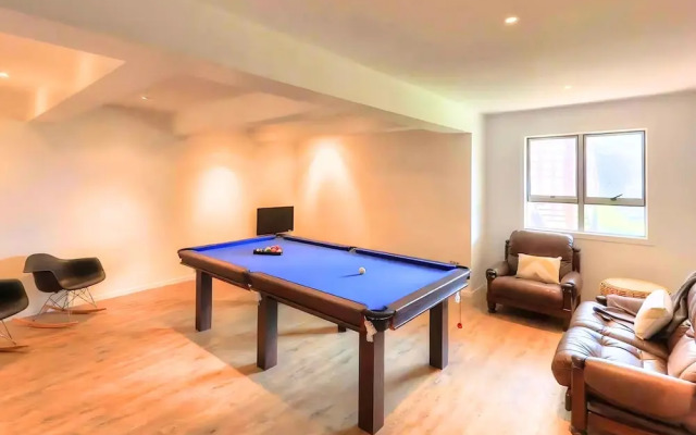 Whalers Watch Luxury Home